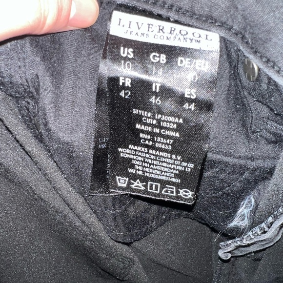 Liverpool Sadie Straight Leg Black Denim Jeans - Picture 6 of 6